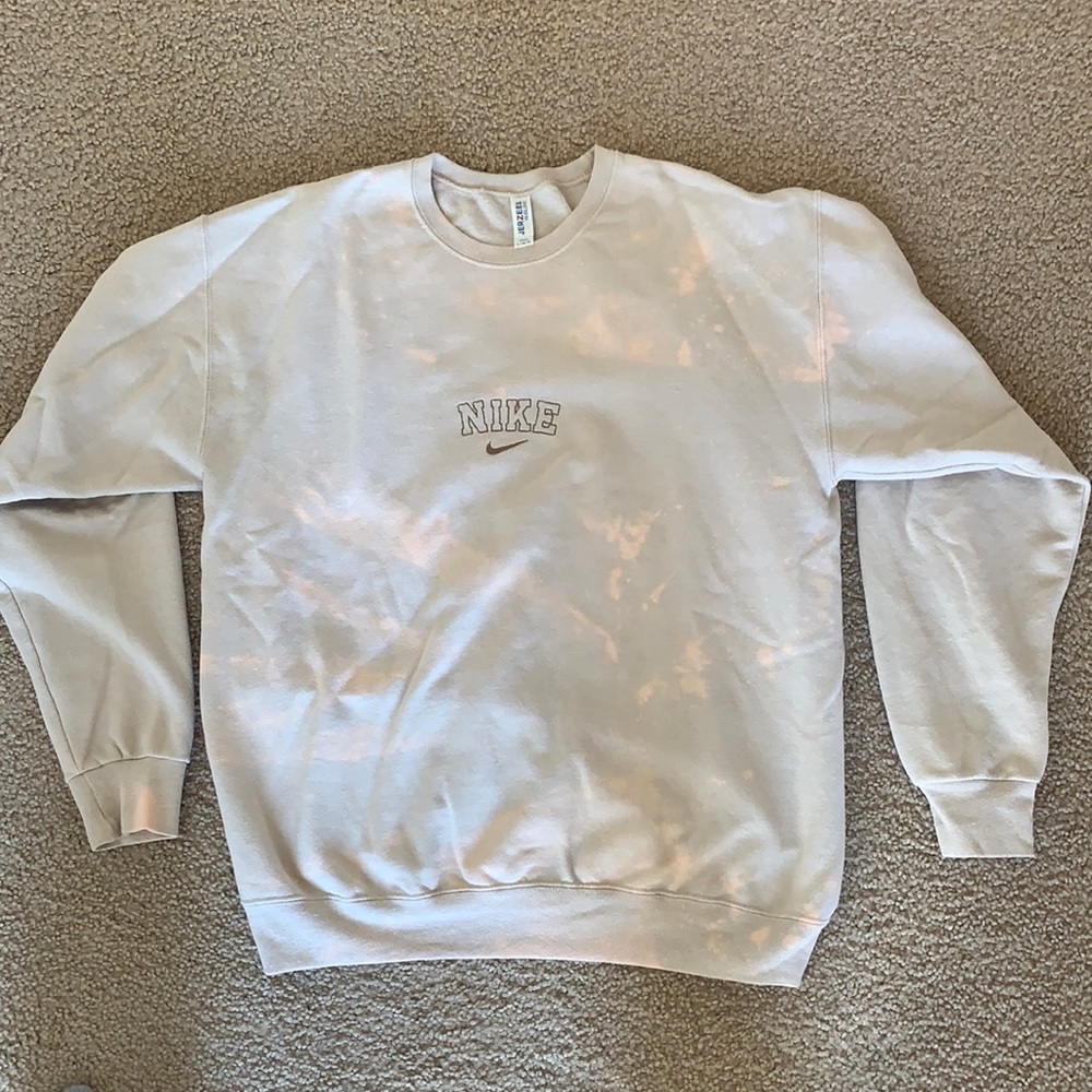 Nike Embroidered Crew Neck Bleach Dyed